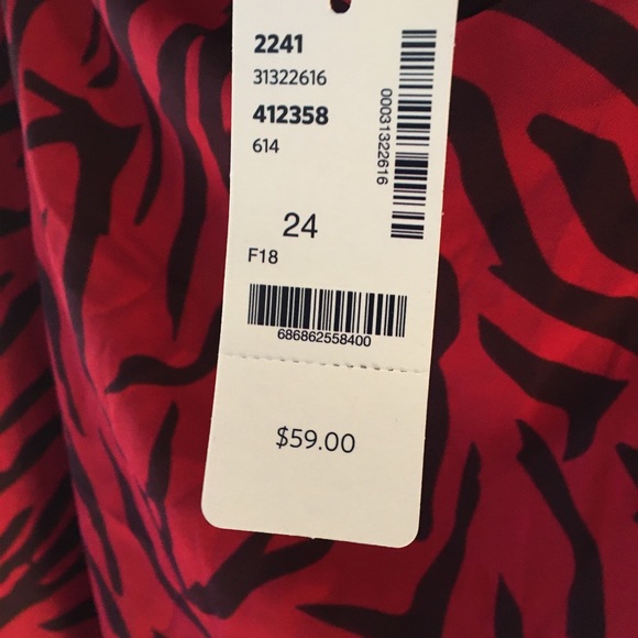 Sz 24 off shoulder blouse NWT - Picture 4 of 4